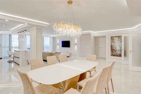 Снять в аренду кондоминиум в Санни-Айлс-Бич, Флорида 3 спальни, 169.08м2, № 2004506 - фото 11