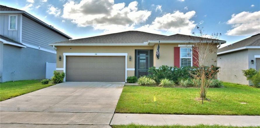 House in Winter Haven, Florida 3 bedrooms, 139.35 sq.m. № 1509792