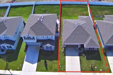 House in Winter Haven, Florida 3 bedrooms, 139.35 sq.m. № 1509792 - photo 4