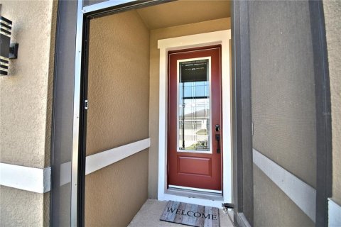 House in Winter Haven, Florida 3 bedrooms, 139.35 sq.m. № 1509792 - photo 5