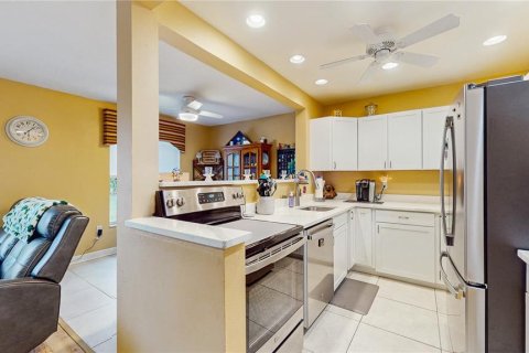 Купить кондоминиум в Брейдентон, Флорида 6 комнат, 106м2, № 1720415 - фото 10