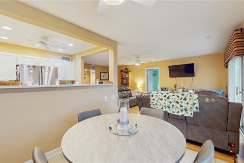 Купить кондоминиум в Брейдентон, Флорида 6 комнат, 106м2, № 1720415 - фото 8