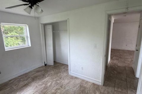 Immobilier commercial à vendre à Titusville, Floride: 8 chambres, 280.19 m2 № 2425411 - photo 5