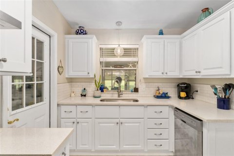 Casa en venta en Lady Lake, Florida, 3 dormitorios, 138.89 m2 № 1840387 - foto 27