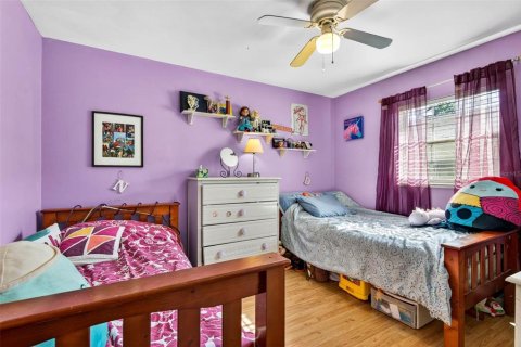 House in Tampa, Florida 3 bedrooms, 135.64 sq.m. № 2199318 - photo 11