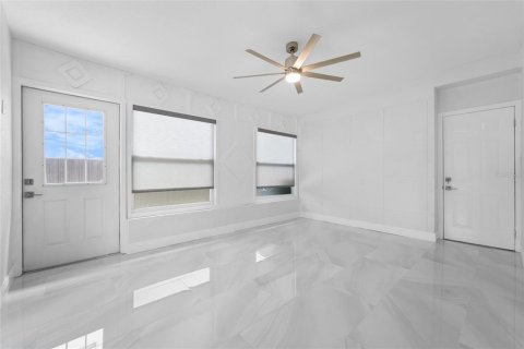 Villa ou maison à vendre à Saint Pete Beach, Floride: 4 chambres, 177.63 m2 № 1612719 - photo 13