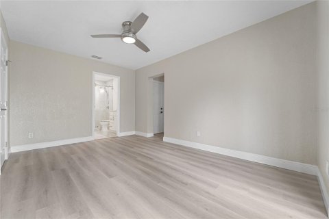 Villa ou maison à vendre à Saint Pete Beach, Floride: 4 chambres, 177.63 m2 № 1612719 - photo 21