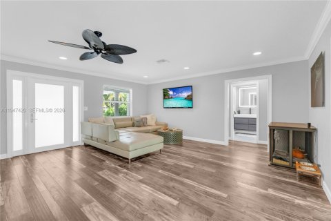 House in Pompano Beach, Florida 3 bedrooms, 154.68 sq.m. № 2003634 - photo 6