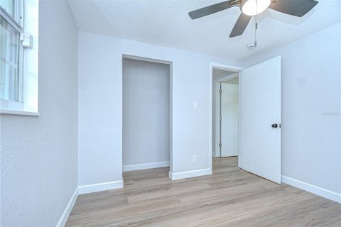 House in Tampa, Florida 2 bedrooms, 69.49 sq.m. № 1822427 - photo 13