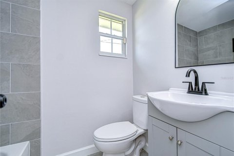 House in Tampa, Florida 2 bedrooms, 69.49 sq.m. № 1822427 - photo 8