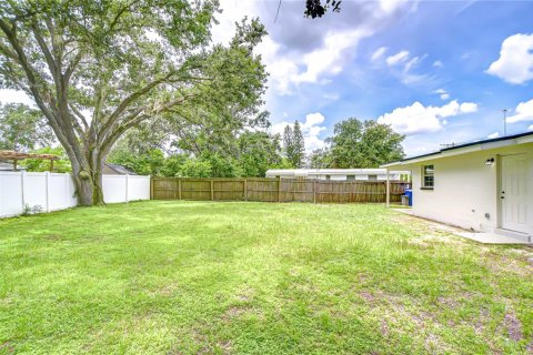 House in Tampa, Florida 2 bedrooms, 69.49 sq.m. № 1822427 - photo 17