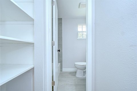 House in Tampa, Florida 2 bedrooms, 69.49 sq.m. № 1822427 - photo 7