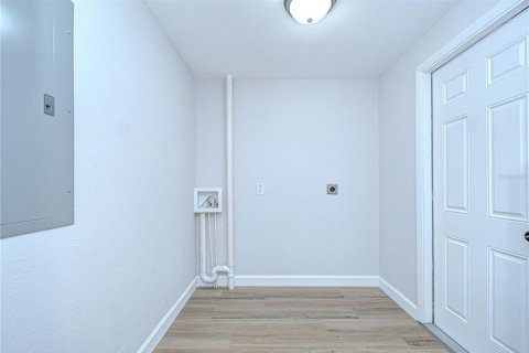 House in Tampa, Florida 2 bedrooms, 69.49 sq.m. № 1822427 - photo 14