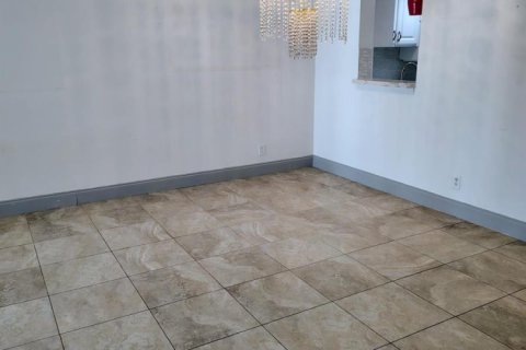 Купить кондоминиум в Маргит, Флорида 3 комнаты, 78.97м2, № 2146484 - фото 30