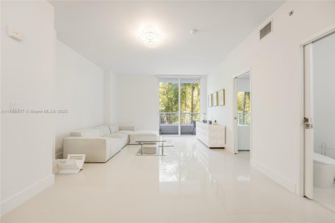 Condo in Miami Beach, Florida, 1 bedroom  № 1704296 - photo 6