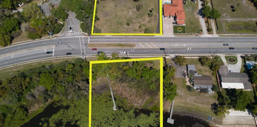 Land in Tampa, Florida № 2096616