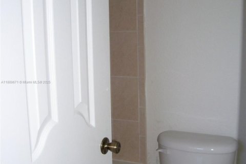 Copropriété à louer à Miami, Floride: 1 chambre, 55.37 m2 № 1943620 - photo 6