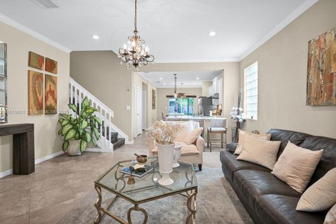 Villa ou maison à louer à Cutler Bay, Floride: 4 chambres, 191.47 m2 № 1780069 - photo 3