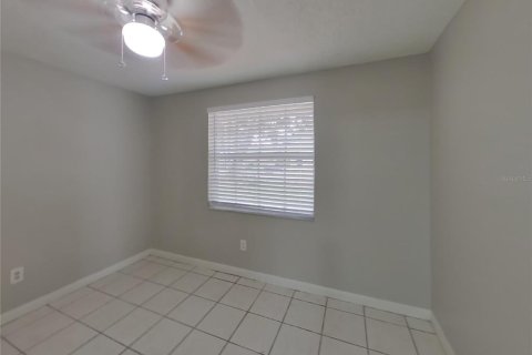 House in Tampa, Florida 3 bedrooms, 112.5 sq.m. № 1910967 - photo 9
