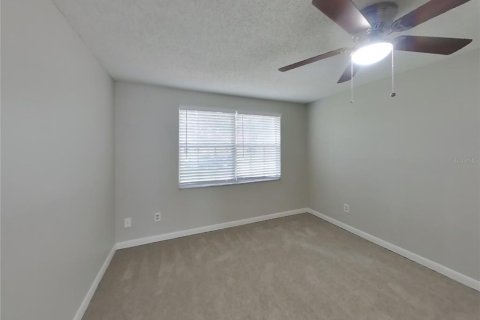 House in Tampa, Florida 3 bedrooms, 112.5 sq.m. № 1910967 - photo 6