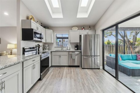 Купить виллу или дом в Олдсмар, Флорида 7 комнат, 118.36м2, № 1620786 - фото 20
