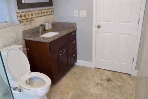 Villa ou maison à vendre à Coral Springs, Floride: 4 chambres, 280.29 m2 № 1993606 - photo 21