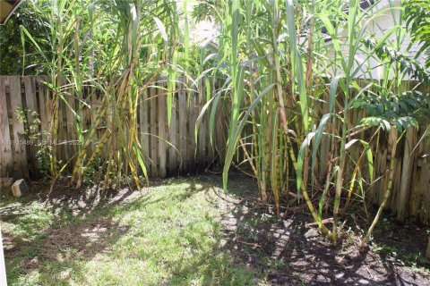 Villa ou maison à vendre à Coral Springs, Floride: 4 chambres, 280.29 m2 № 1993606 - photo 22