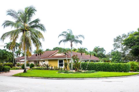 Villa ou maison à vendre à Coral Springs, Floride: 4 chambres, 280.29 m2 № 1993606 - photo 7