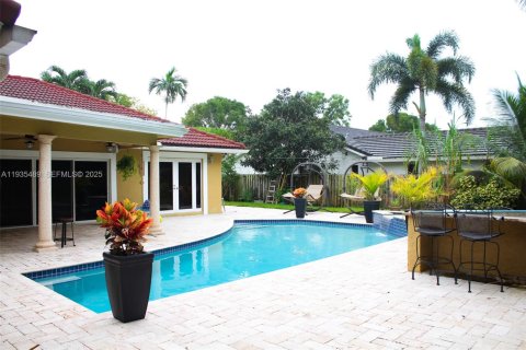 Villa ou maison à vendre à Coral Springs, Floride: 4 chambres, 280.29 m2 № 1993606 - photo 5