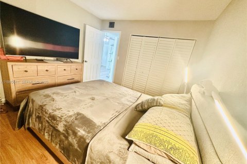 Купить кондоминиум в Хайалиа, Флорида 1 спальня, 61.32м2, № 2048052 - фото 19