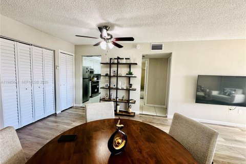 Купить кондоминиум в Хайалиа, Флорида 1 спальня, 61.32м2, № 2048052 - фото 6