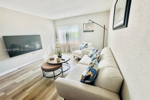 Купить кондоминиум в Хайалиа, Флорида 1 спальня, 61.32м2, № 2048052 - фото 5