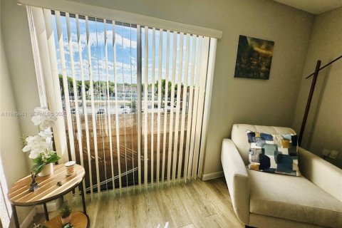 Купить кондоминиум в Хайалиа, Флорида 1 спальня, 61.32м2, № 2048052 - фото 20