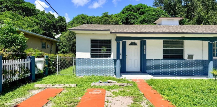 Casa en Miami, Florida 2 dormitorios, 139.35 m2 № 1933530