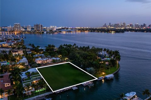 House in Miami Beach, Florida 387.5 sq.m. № 1820028 - photo 9