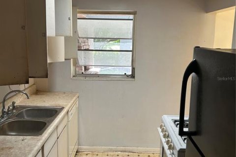 House in Deltona, Florida 1 bedroom, 78.41 sq.m. № 1914464 - photo 14