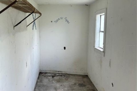 House in Deltona, Florida 1 bedroom, 78.41 sq.m. № 1914464 - photo 28