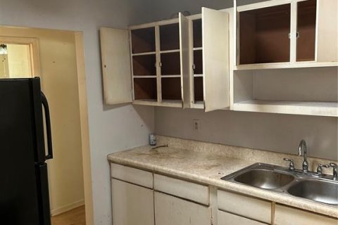 House in Deltona, Florida 1 bedroom, 78.41 sq.m. № 1914464 - photo 15