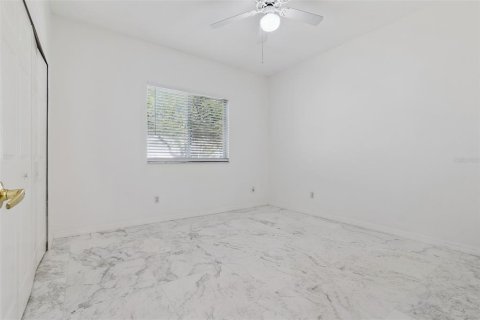 House in Lake Mary, Florida 4 bedrooms, 244.43 sq.m. № 2167423 - photo 23