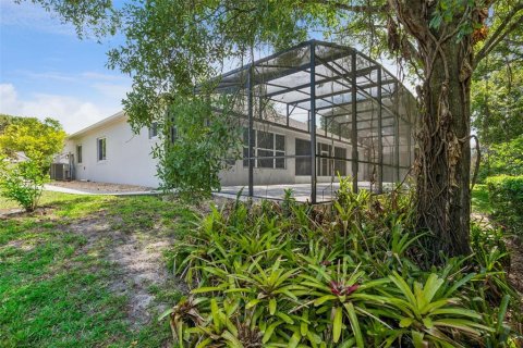 House in Lake Mary, Florida 4 bedrooms, 244.43 sq.m. № 2167423 - photo 29