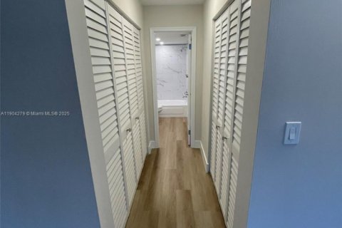 Appartement à louer à Miami, Floride: 2 chambres, 102.19 m2 № 1955224 - photo 22