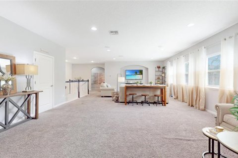 House in Winter Garden, Florida 7 bedrooms, 437.01 sq.m. № 1810985 - photo 21