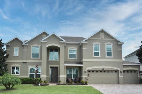 House in Winter Garden, Florida 7 bedrooms, 437.01 sq.m. № 1810985 - photo 1
