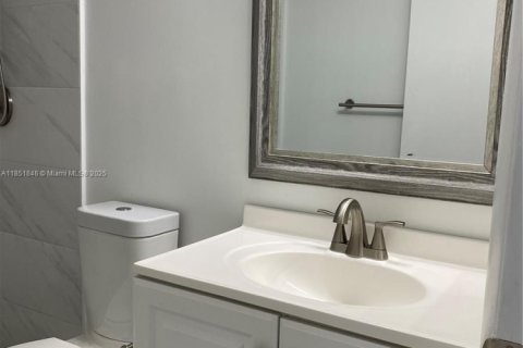 Снять в аренду кондоминиум в Пемброк-Пайнс, Флорида 1 спальня, 63.64м2, № 1858950 - фото 12