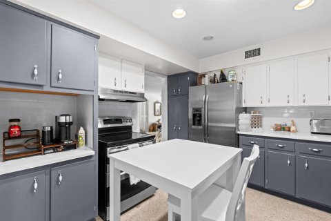 Villa ou maison à louer à Fort Lauderdale, Floride: 3 chambres, 149.94 m2 № 2177390 - photo 19