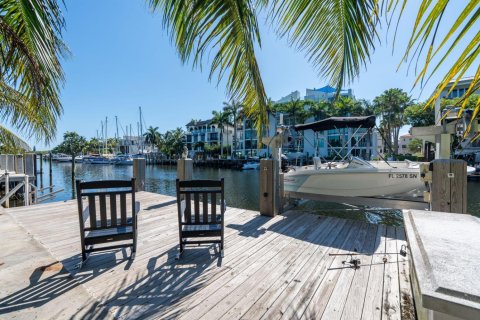 Villa ou maison à Fort Lauderdale, Floride 3 chambres, 149.94 m2 № 2177390