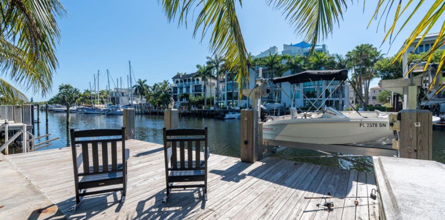 Villa ou maison à Fort Lauderdale, Floride 3 chambres, 149.94 m2 № 2177390