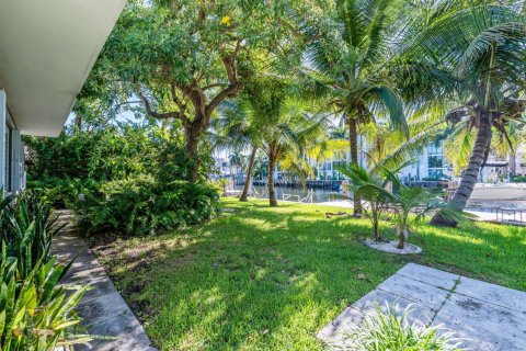 Villa ou maison à louer à Fort Lauderdale, Floride: 3 chambres, 149.94 m2 № 2177390 - photo 29