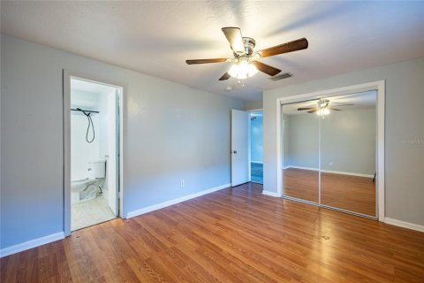 Commercial property in Clearwater, Florida 380.71 sq.m. № 2098243 - photo 6