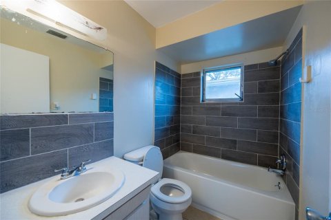 Commercial property in Clearwater, Florida 380.71 sq.m. № 2098243 - photo 29